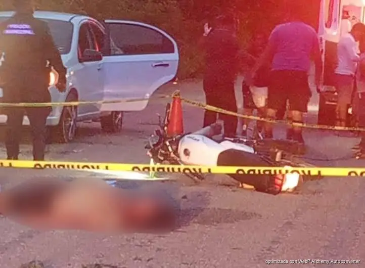 Cobra accidente de motocicleta la vida de un joven en José María Morelos Cobra accidente de motocicleta la vida de un joven en José María Morelos