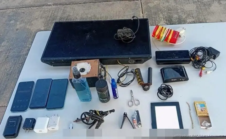Exhiben privilegios en la cárcel de Chetumal: Celulares, TV y hasta “piedra”