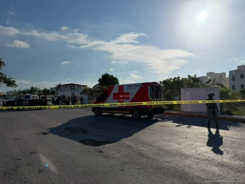 Accidente en Cancún deja sin vida a motociclista en Paseos del Mar Accidente en Cancún deja sin vida a motociclista en Paseos del Mar