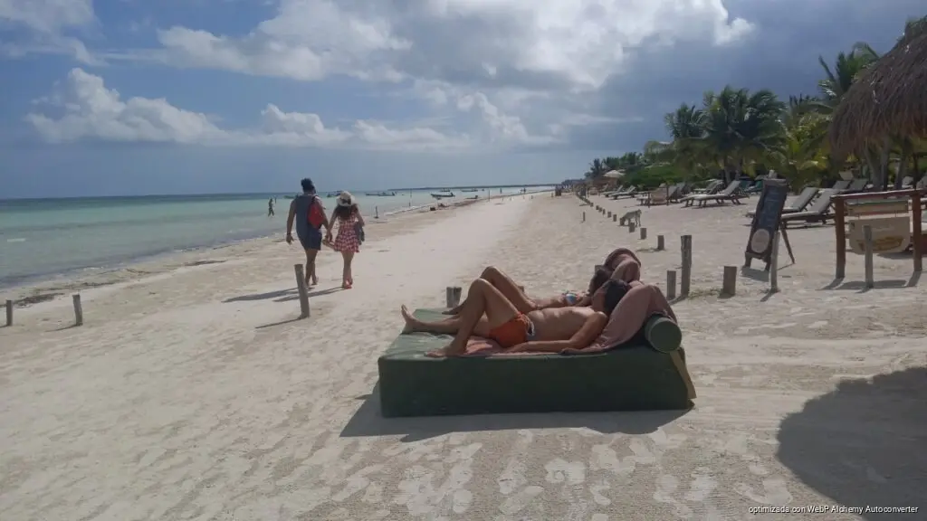 Holbox lidera la ocupación hotelera en Quintana Roo con 75.2% Holbox lidera la ocupación hotelera en Quintana Roo con 75.2%