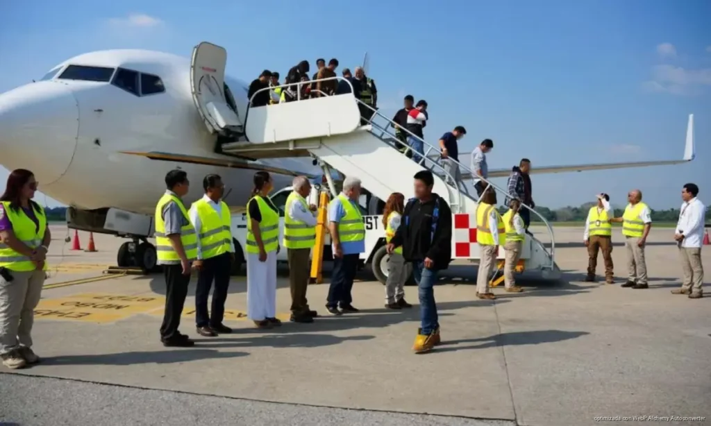 Tulum recibe alrededor de 600 mexicanos repatriados cada semana desde Estados Unidos Tulum recibe alrededor de 600 mexicanos repatriados cada semana desde Estados Unidos