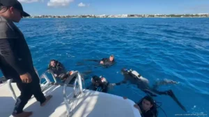 Baja actividad náutica pone presión sobre el turismo de verano en Playa del Carmen, que busca atraer visitantes con cenotes y playas limpias
