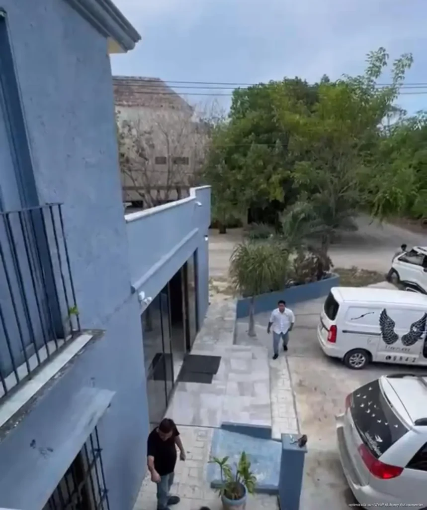 Detienen a cinco tras robo en funeraria de Tulum y los presentan ante un juez