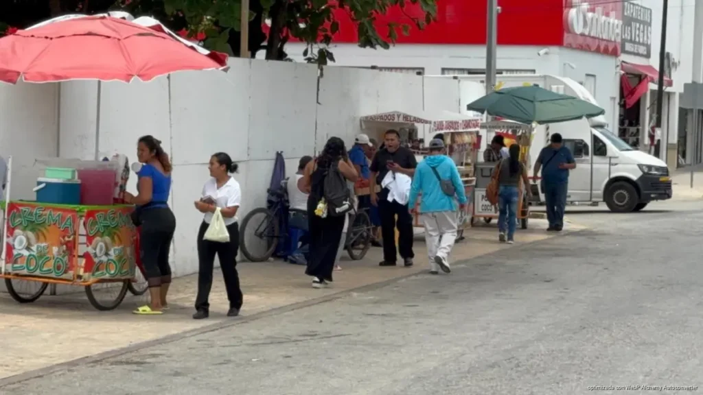 Salvadoreños deportados analizan quedarse y trabajar legalmente en Cancún Salvadoreños deportados analizan quedarse y trabajar legalmente en Cancún