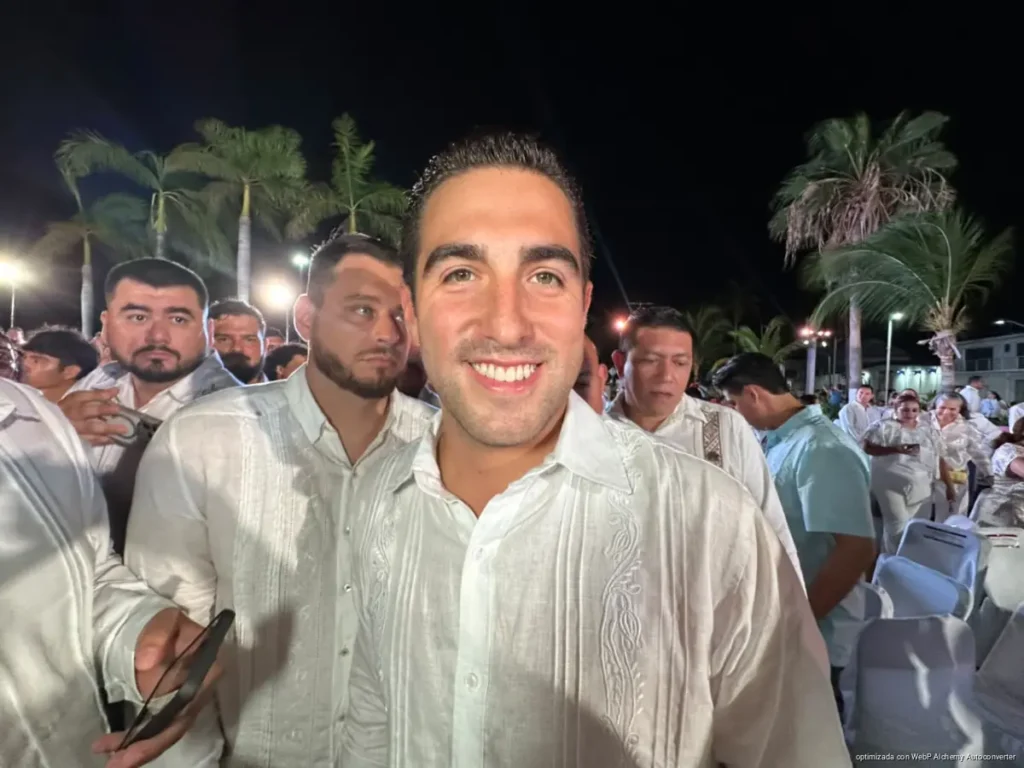 Eugenio Segura convoca a marcha en Chetumal para fortalecer la unidad en Morena Eugenio Segura convoca a marcha en Chetumal para fortalecer la unidad en Morena