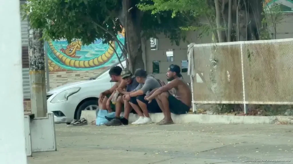 Comerciantes de Tulum alertan aumento de personas en situación de calle y exigen atención social