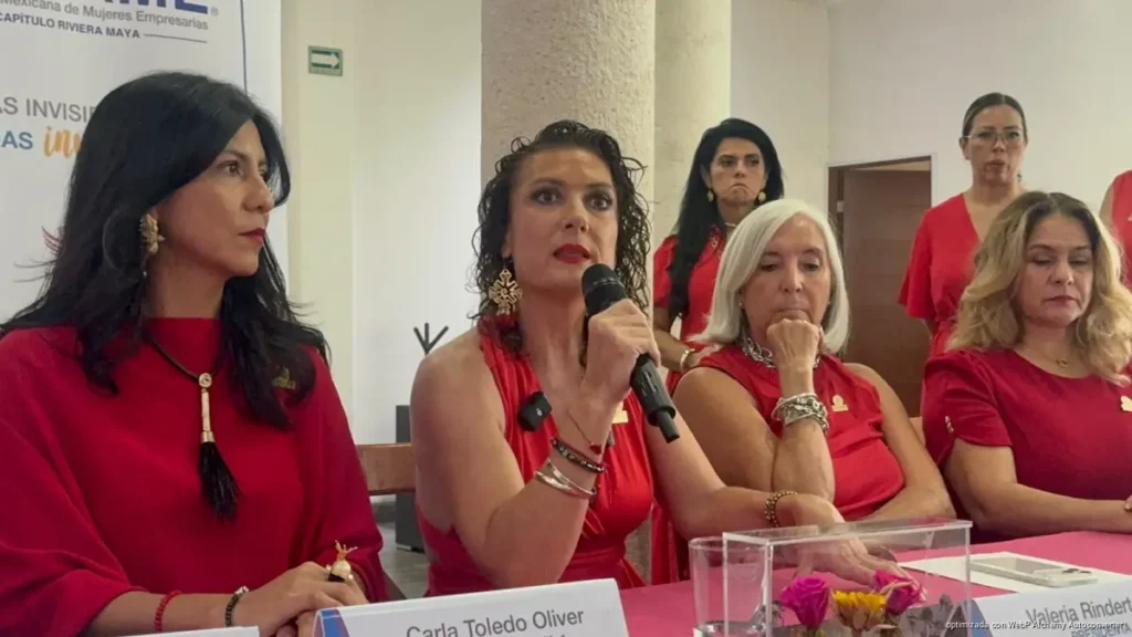 Amexme alerta que costos burocráticos frenan la formalización de pequeños negocios en Playa del Carmen