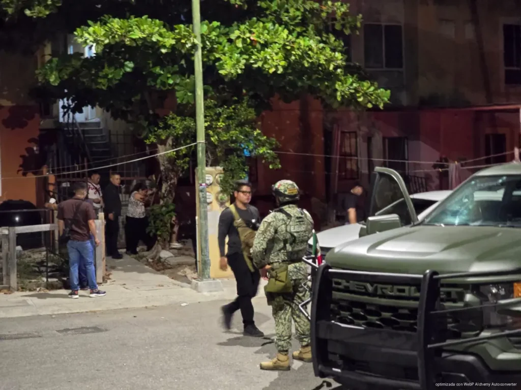 Cateo en Villas del Sol deja una mujer detenida y aseguran cámaras de vigilancia
