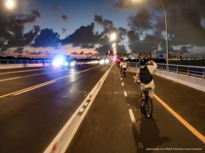Cancún impulsa la movilidad en bicicleta con rodada de 8.2 kilómetros por el Día Mundial Sin Automóvil Cancún impulsa la movilidad en bicicleta con rodada de 8.2 kilómetros por el Día Mundial Sin Automóvil