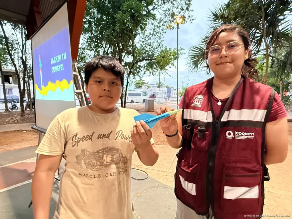Planetario Cancún acerca ciencia y ajedrez a familias de Prado Norte
