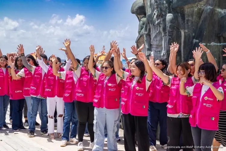 Playa Experts suma 70 universitarios para orientar a turistas en Playa del Carmen Playa Experts suma 70 universitarios para orientar a turistas en Playa del Carmen