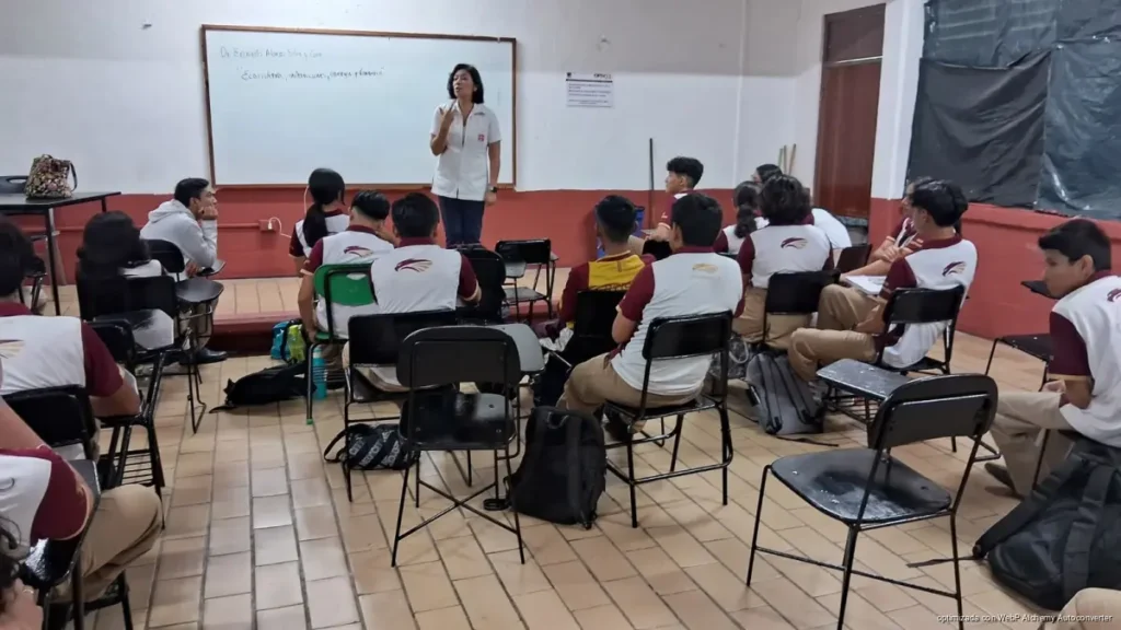 Cozumel refuerza prevención ante el vapeo desde quinto de primaria