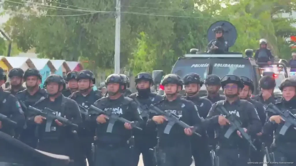 Cámaras corporales bajan quejas por detenciones en Playa del Carmen Cámaras corporales bajan quejas por detenciones en Playa del Carmen