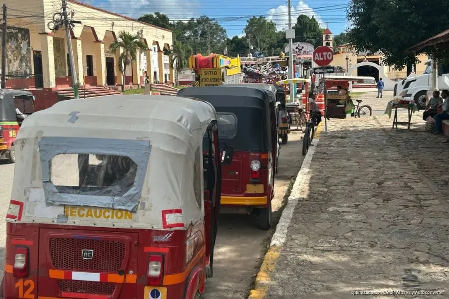 Renta de mototaxis desplaza a concesionarios y dispara los operadores martillo en Kantunilkín Renta de mototaxis desplaza a concesionarios y dispara los operadores martillo en Kantunilkín