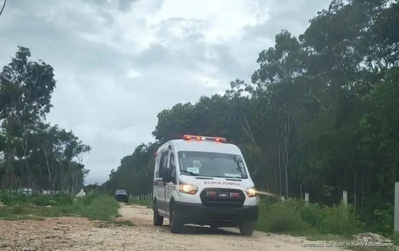 Investigan muerte de adulto mayor en una brecha de Playa del Carmen
