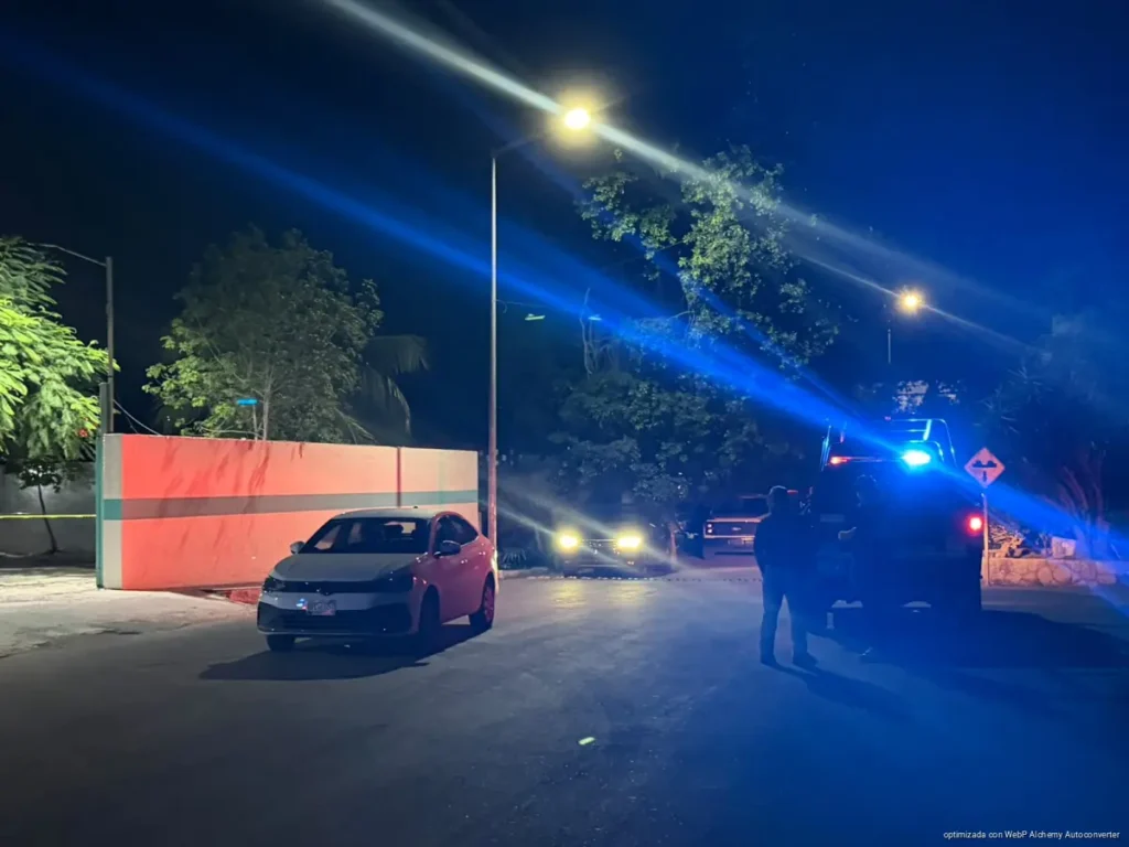 Puerto Aventuras registra ataque e incendio en oficinas de taxistas durante la noche