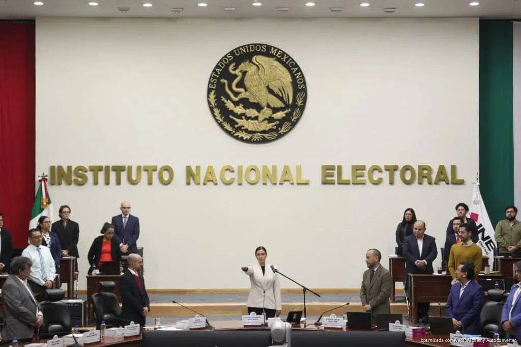 Renuncian tres funcionarios del INE en medio de revisión por presuntas irregularidades Renuncian tres funcionarios del INE en medio de revisión por presuntas irregularidades