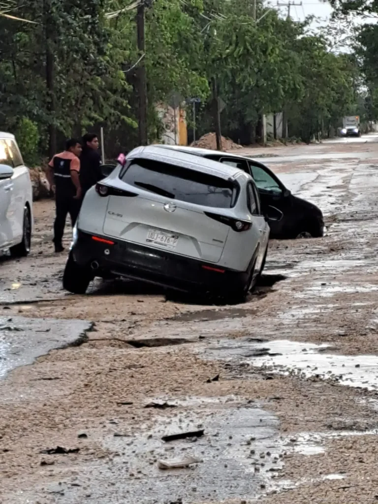 Lluvias y chubascos mantienen a Quintana Roo con cielo nublado y actividad eléctrica