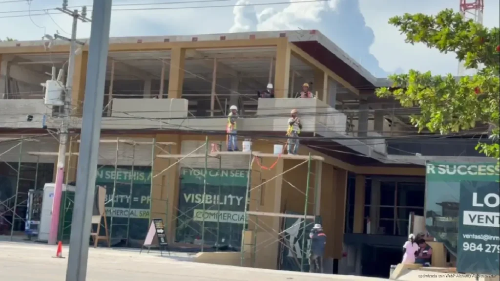 Tulum mantiene detenida la mitad de sus obras; espera reactivarlas en 2027 Tulum mantiene detenida la mitad de sus obras; espera reactivarlas en 2027