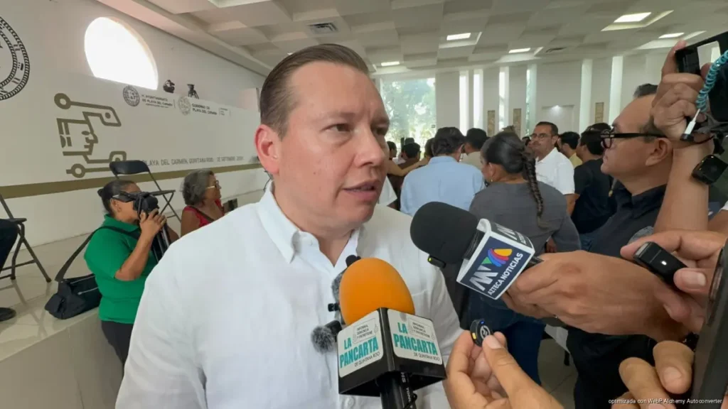 Alertan a cerrajeros de Playa del Carmen por engaños para abrir negocios