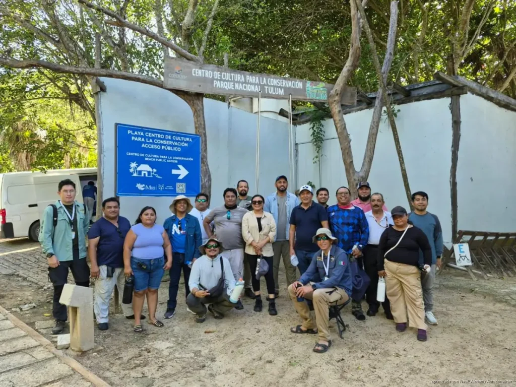 Guías de Tulum se preparan para proteger los ecosistemas que visitan los turistas Guías de Tulum se preparan para proteger los ecosistemas que visitan los turistas