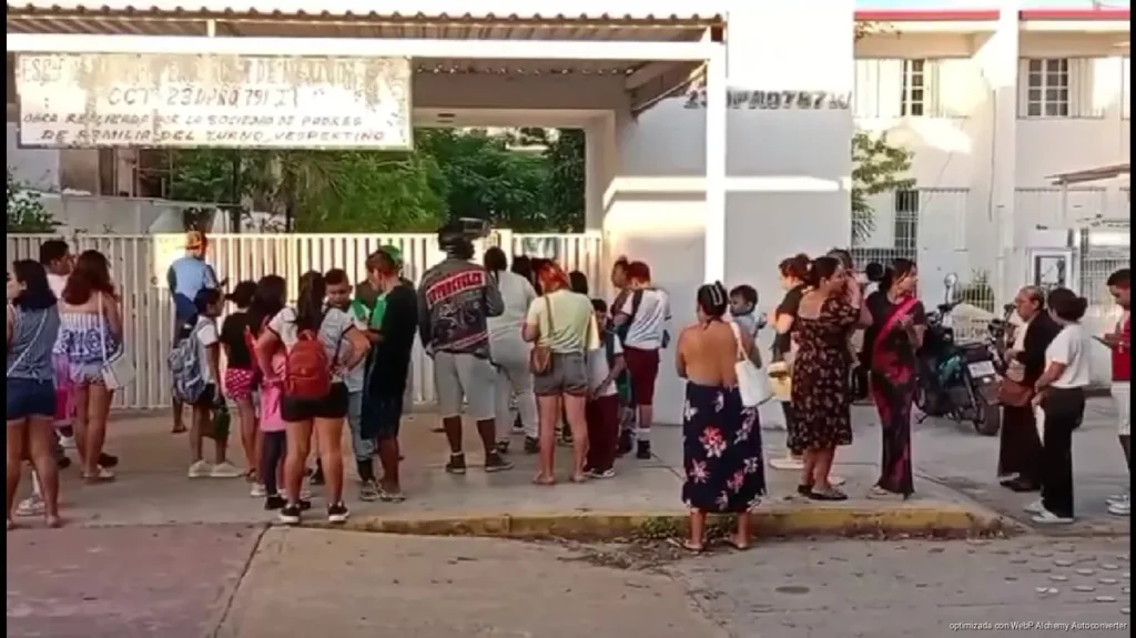 VIH en adolescentes de Playa del Carmen lleva a reforzar la prevención en secundarias