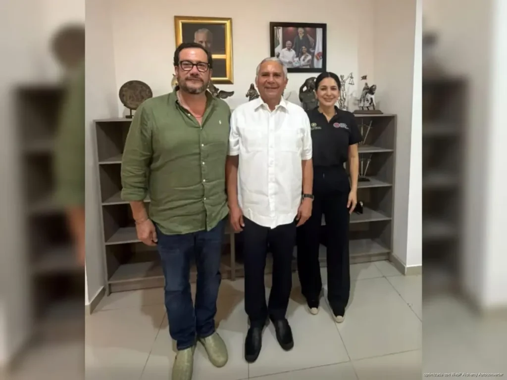Estefanía Mercado fortalece coordinación con la Fiscalía de Quintana Roo contra la corrupción y la impunidad Estefanía Mercado fortalece coordinación con la Fiscalía de Quintana Roo contra la corrupción y la impunidad
