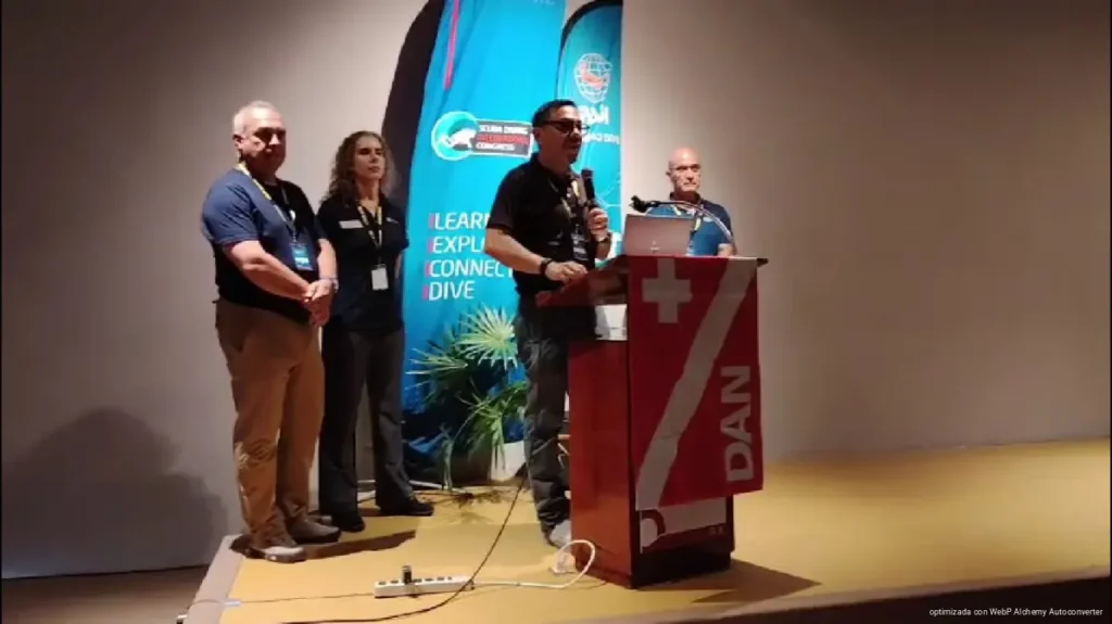 Cozumel reúne a 370 buzos en congreso internacional que impulsa el turismo