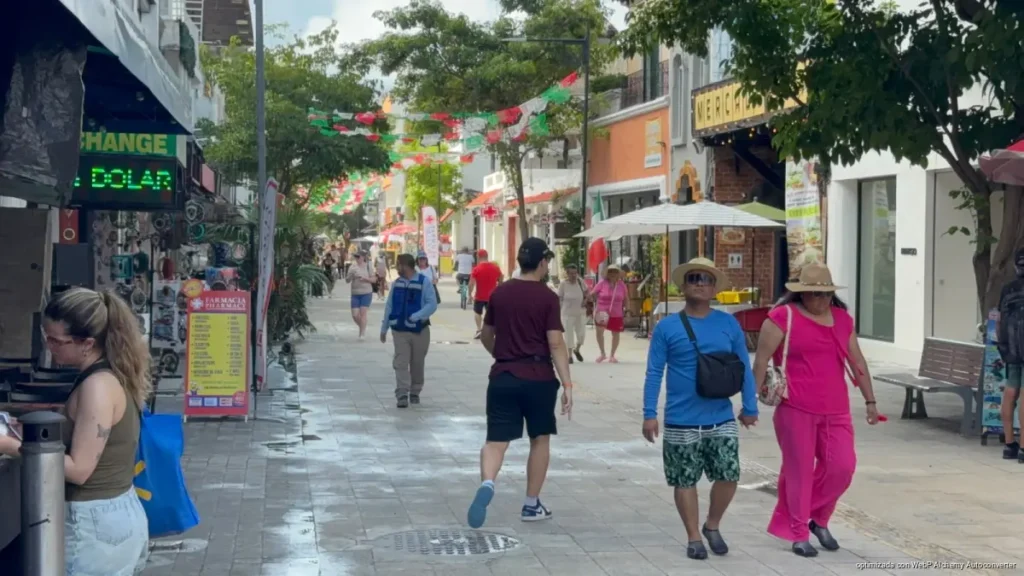 Hoteles prevén terminar descansos solidarios en Playa del Carmen ante repunte de reservas Hoteles prevén terminar descansos solidarios en Playa del Carmen ante repunte de reservas