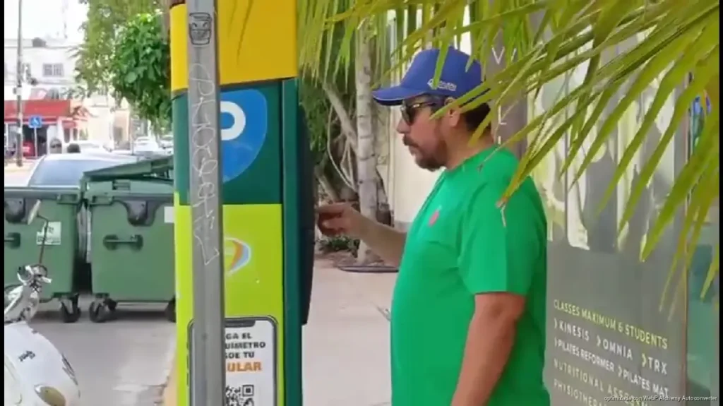 Parquímetros de Playaparq fallan en Playa del Carmen y la empresa sigue sin responder