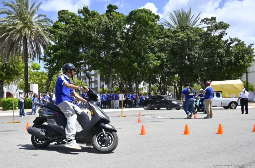 Educación vial en Cozumel busca evitar accidentes entre jóvenes conductores