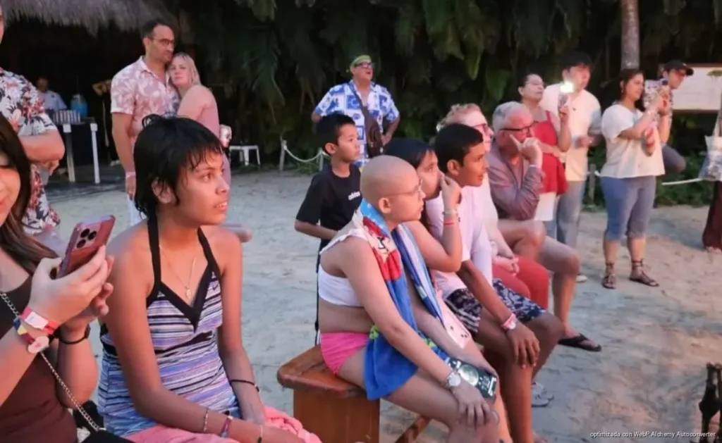 Ángeles Viajeros cumple sueños y acerca el mar a 400 niñas y niños en Cozumel