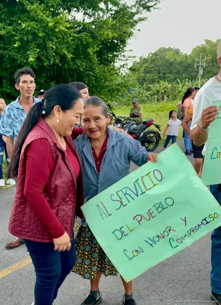 Elda Xix recorre comunidades de Othón P. Blanco y llama a mantener la unidad en Morena