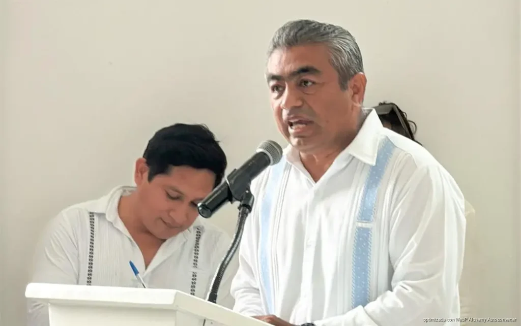 Juan Novelo busca recursos directos para comunidades indígenas de Playa del Carmen Juan Novelo busca recursos directos para comunidades indígenas de Playa del Carmen