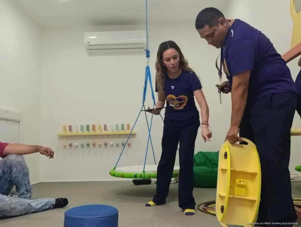 Impulsan rehabilitación sensorial en Playa del Carmen con equipo de 390 mil pesos