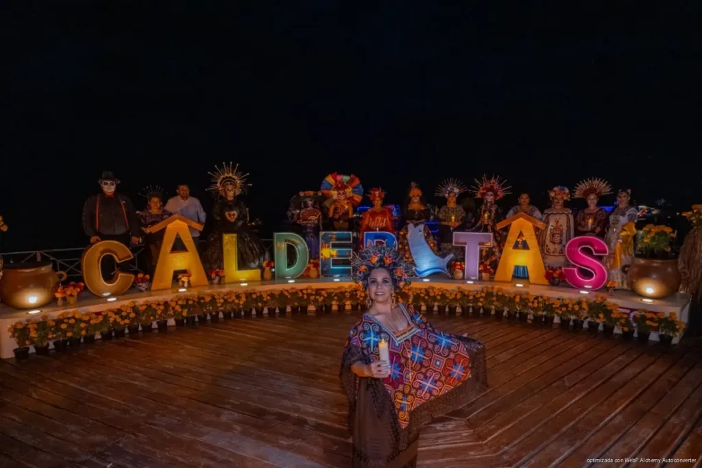 Inicia Mara Lezama tradición del Janal Pixán en Calderitas